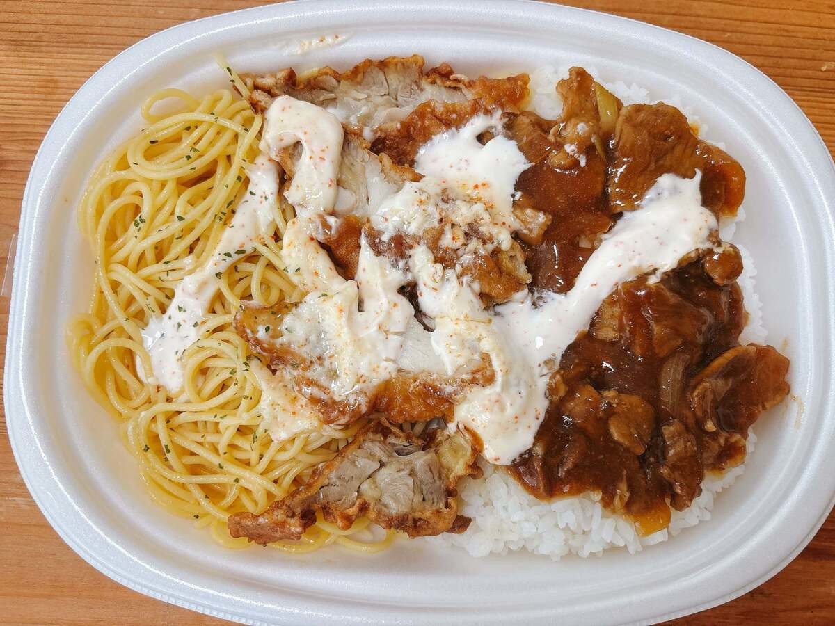 セブンイレブン「どか盛り 豚焼肉＆唐揚げ」
