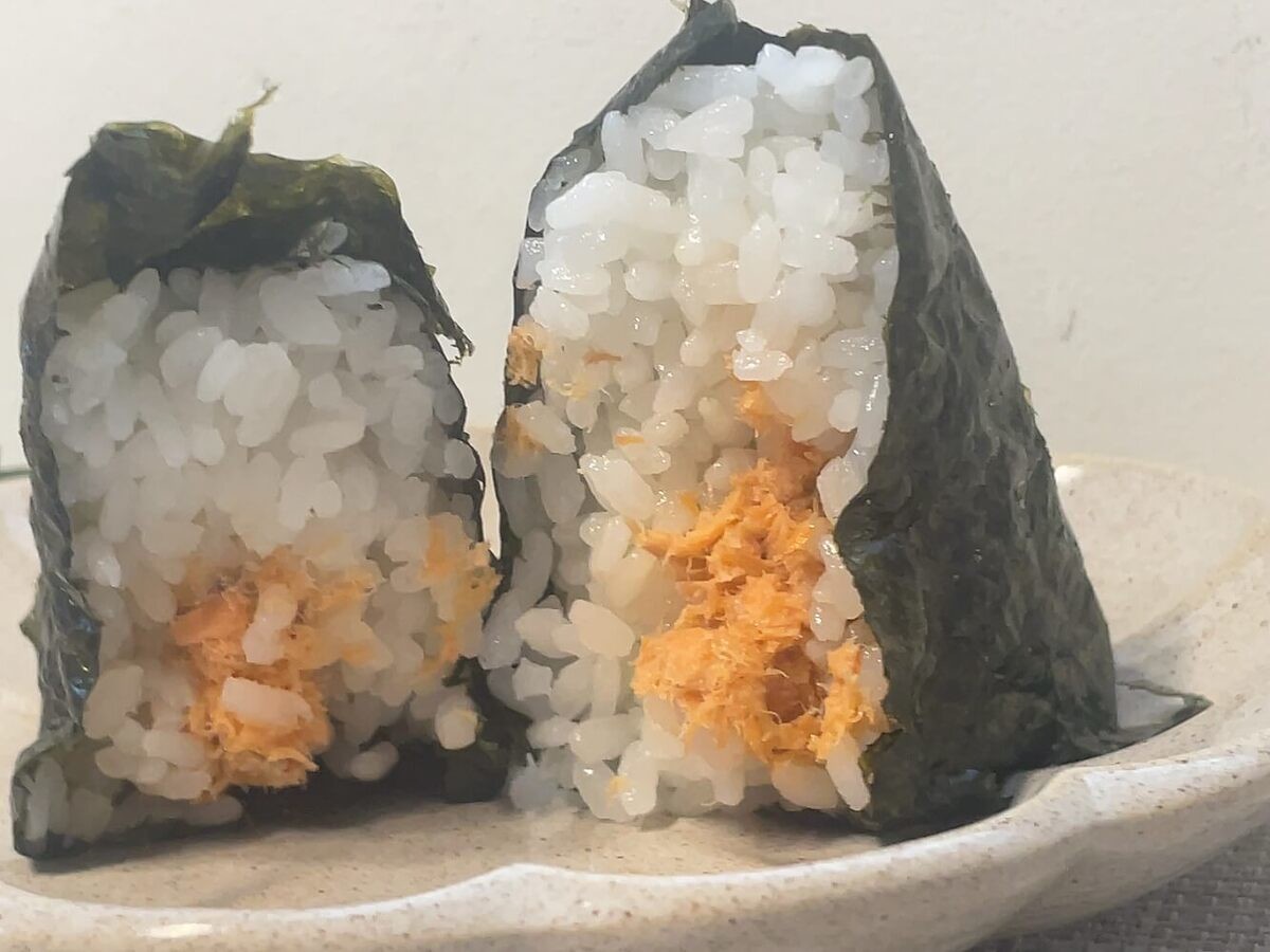 サタプラ”ひたすら試してランキング”の「鮭おにぎり」3種を実食