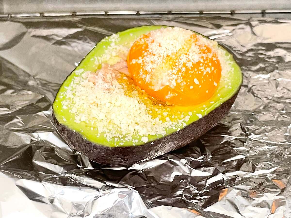 「月見アボカド」