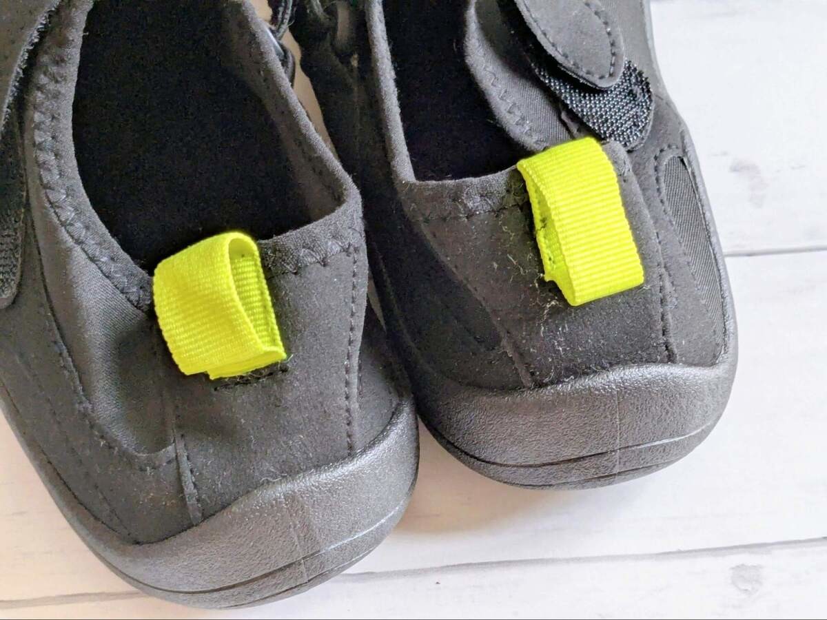 レジャーやキャンプにぴったりな水陸両用シューズ