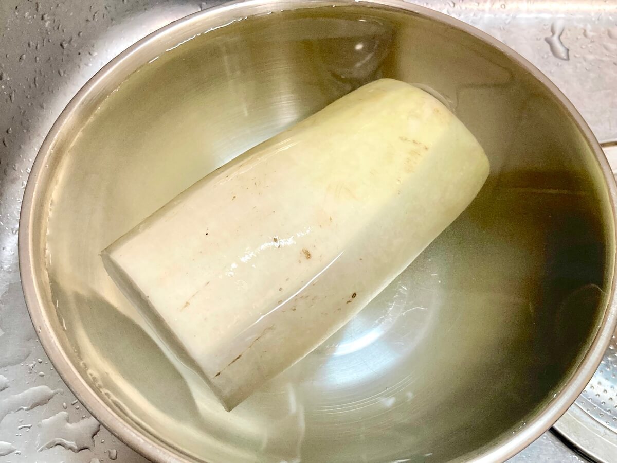 ぶよぶよ・シワシワ大根は、条件付きで食べられます