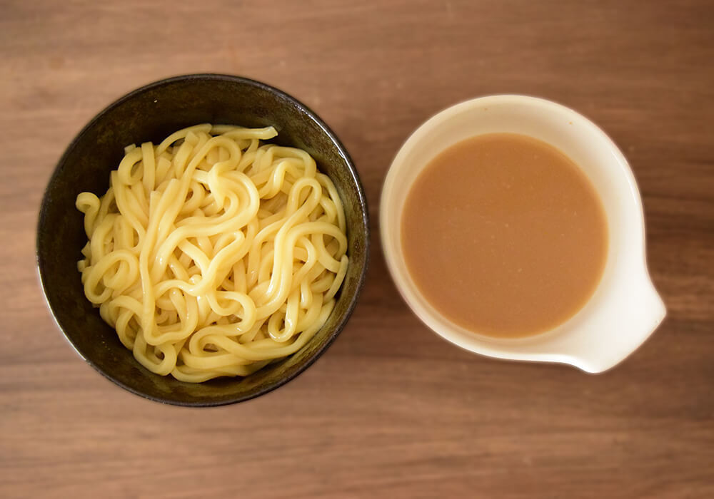 コスモス薬局専売品「キンレイ ちょこっと野菜味噌ラーメン」