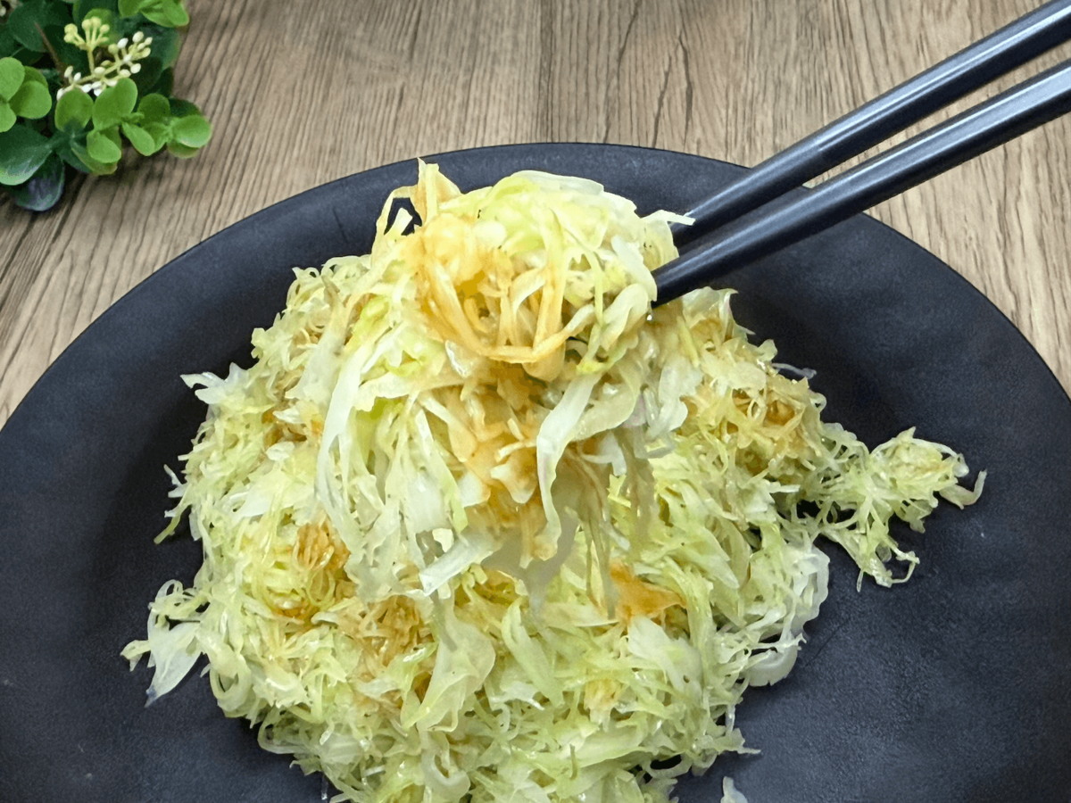 キャベツのバター炒め