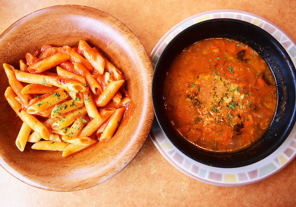 「玉ねぎのズッパ」「田舎風ミネストローネ」