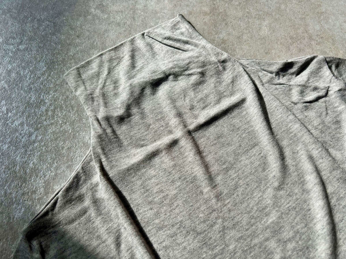 極暖ヒートテックカシミヤブレンドタートルネックT