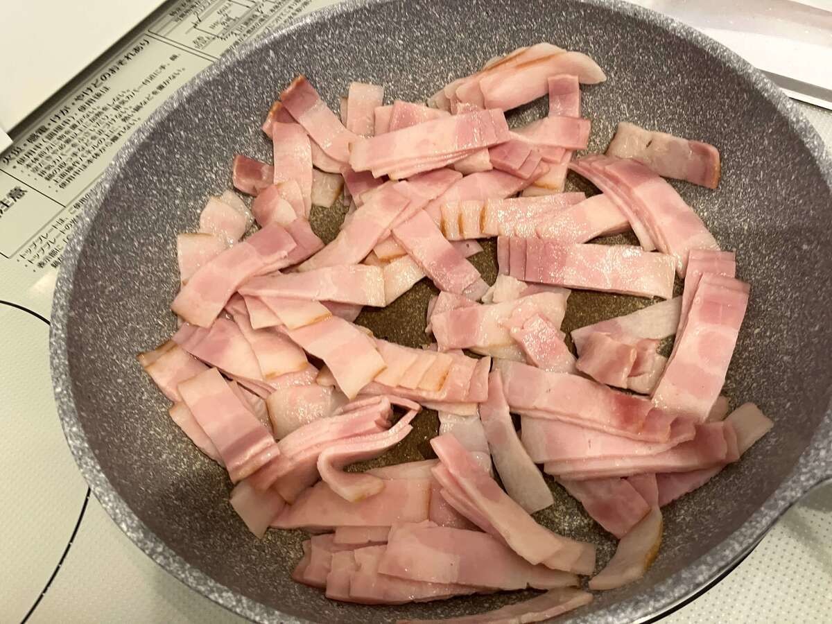 丸大食品「ベーコンポテトパイ」