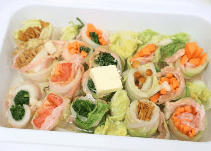 「うま塩バターロール白菜鍋」