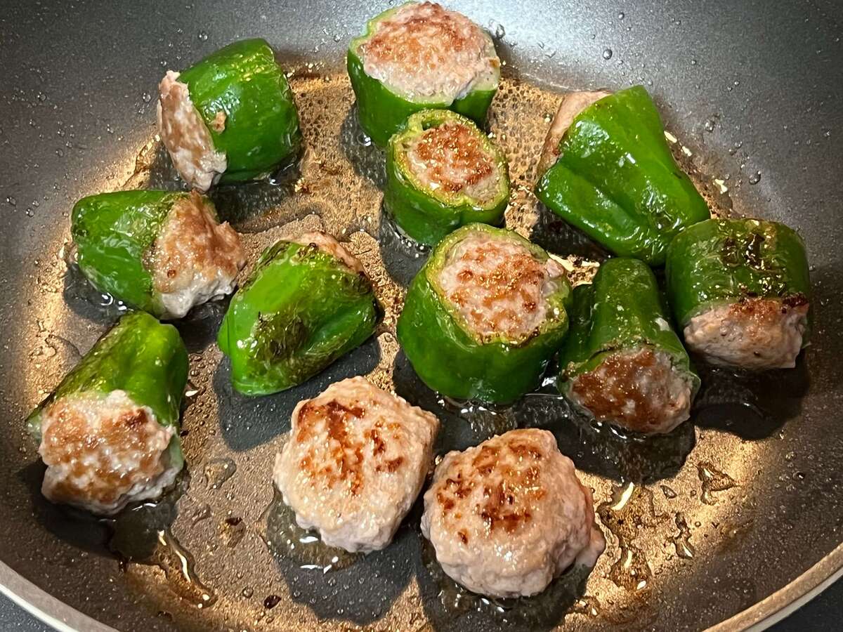 岩崎ファームさん「ピーマンの肉詰め」