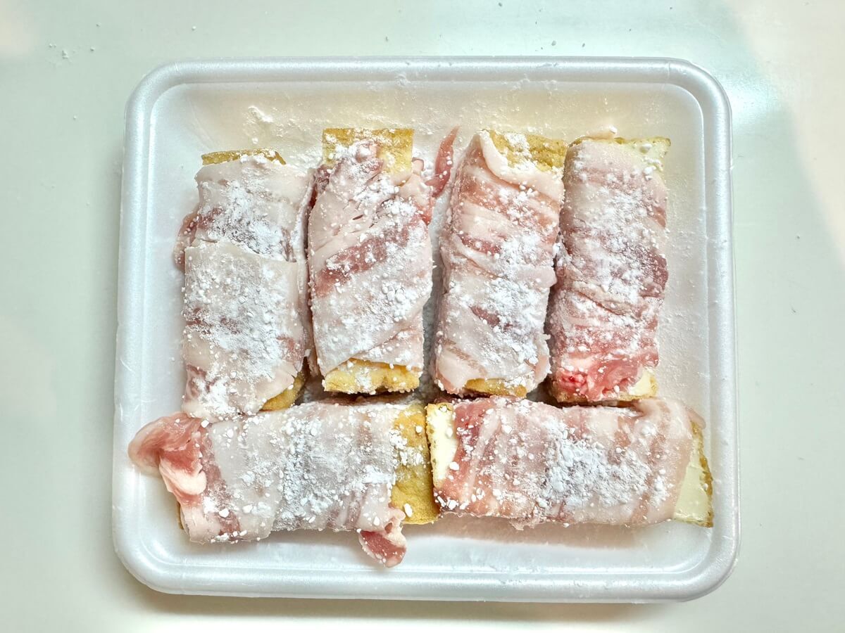 まるみキッチンさん「厚揚げと豚バラの角煮風うま煮」