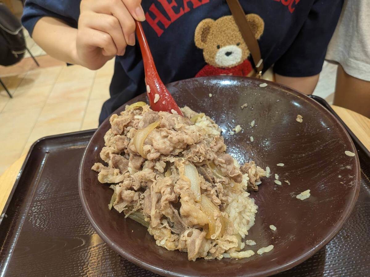 その存在を知らない店員さんも！？「キング牛丼」