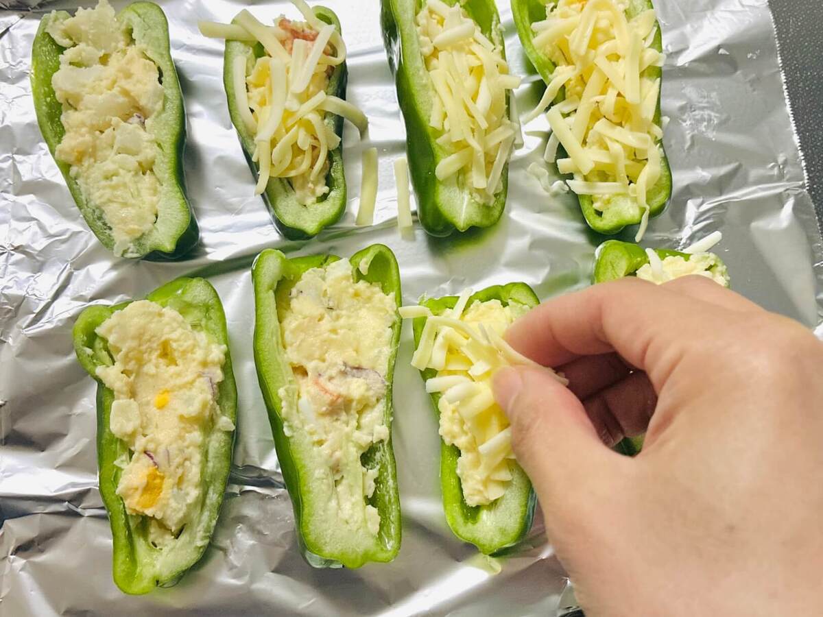 義母が孫に捧げる「ピーマンのポテサラ詰め」