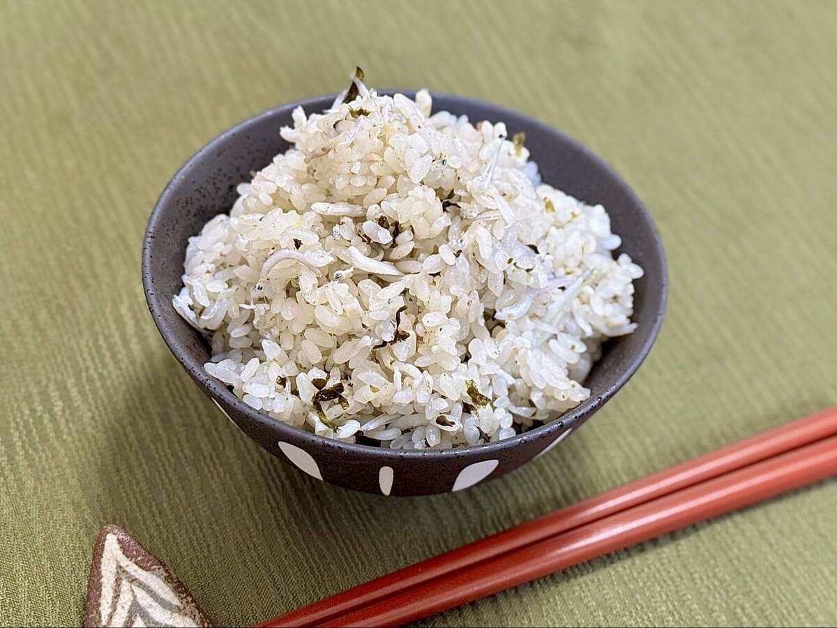 釜揚げシラスの炊き込みごはん