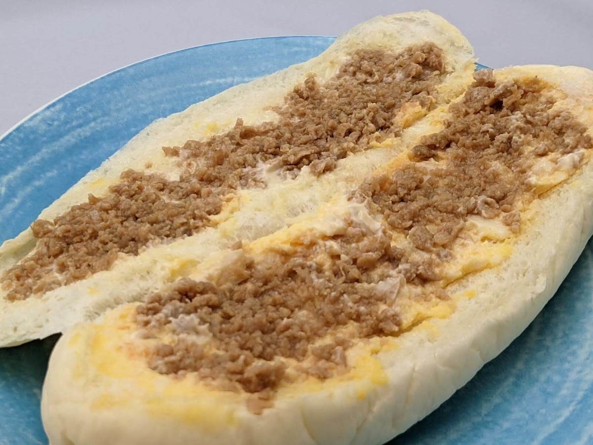 コメダのやわらかシロコッペ