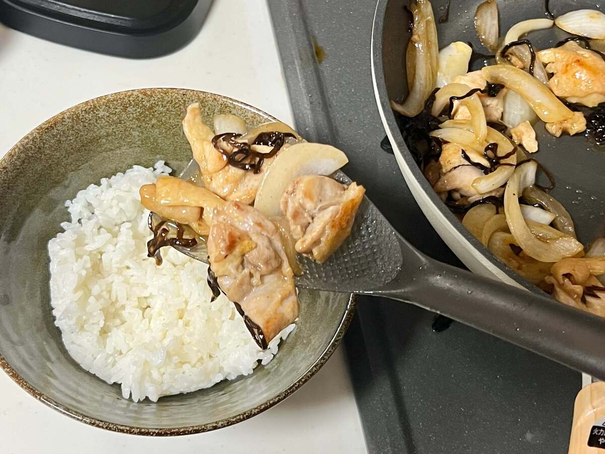 塩こんぶで鶏塩丼