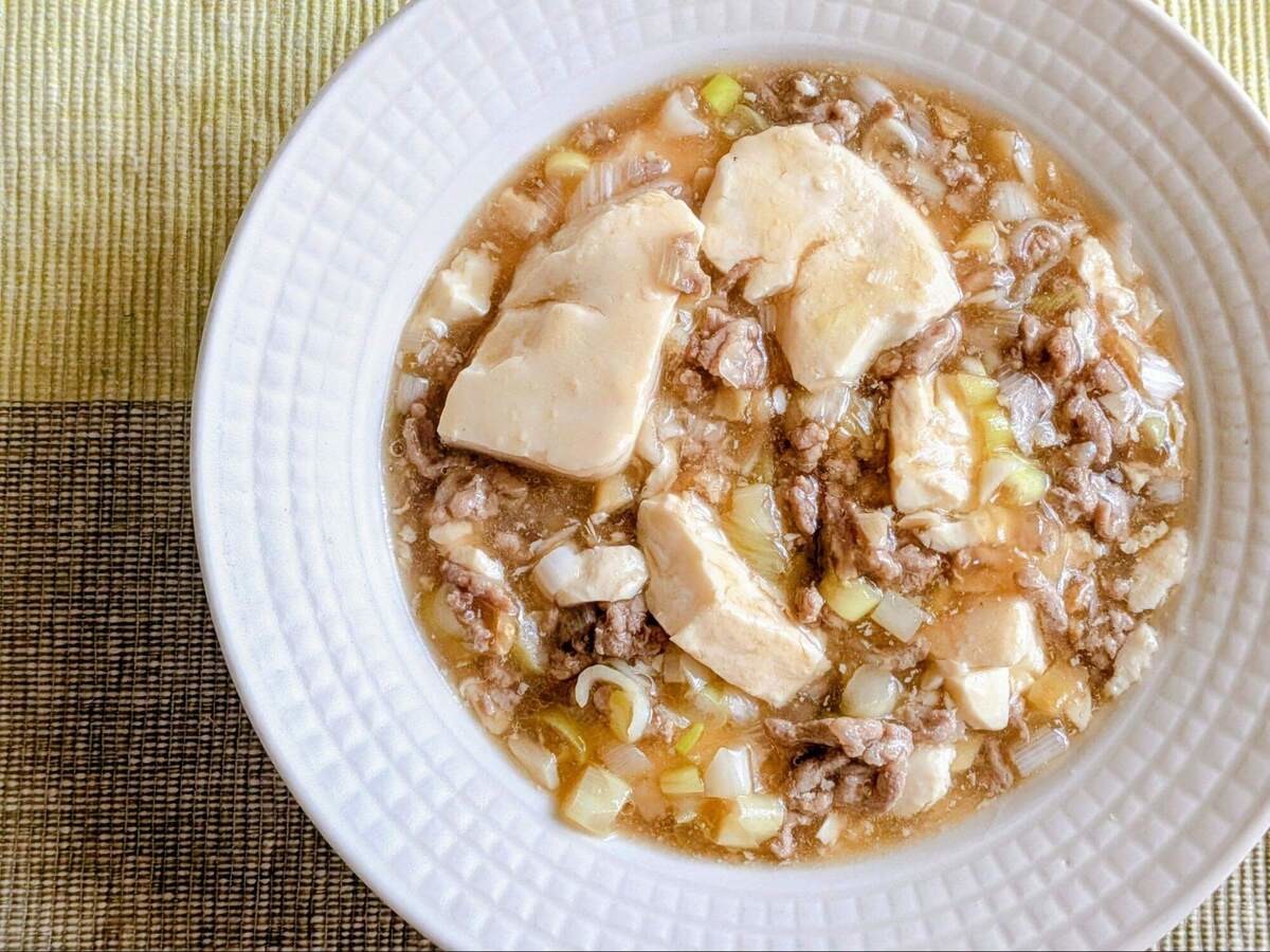 豆腐とひき肉の煮物