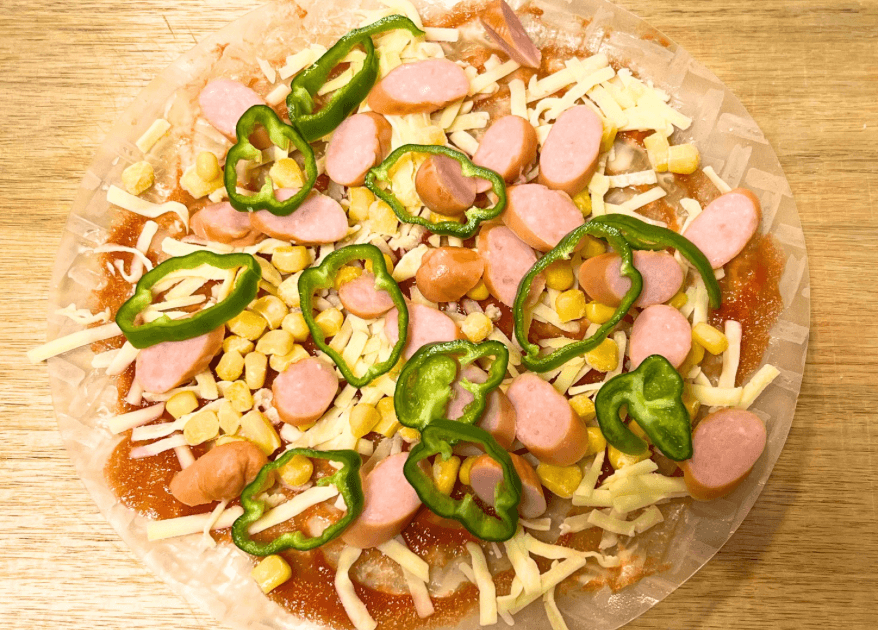 「ライスペーパーでパリパリピザ」のレシピ