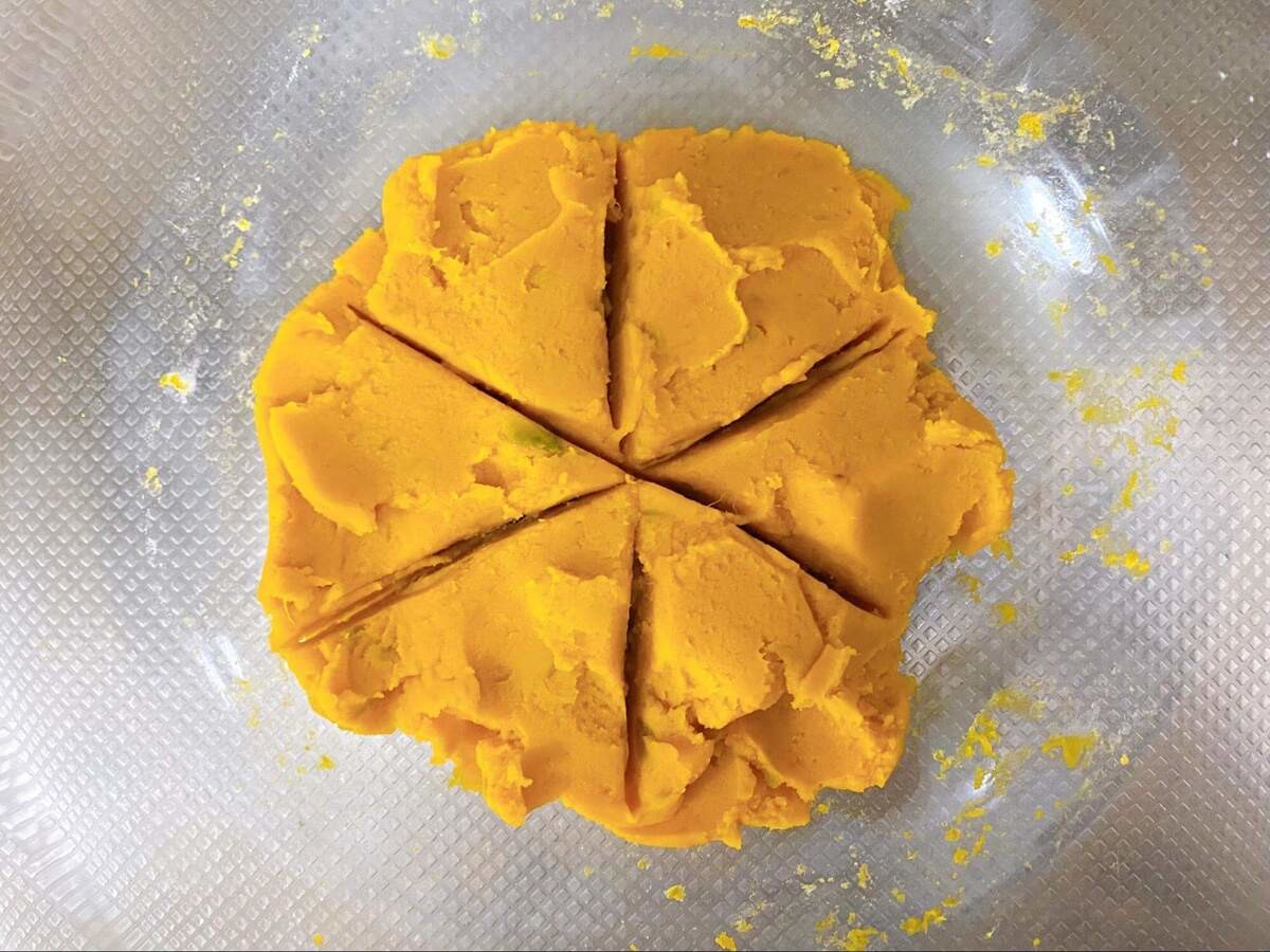 JA全農広報部「チーズ入りカボチャもち」のレシピ