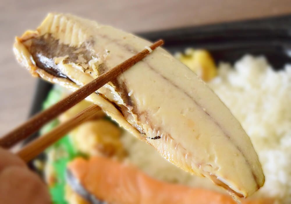 ロピアで見つけた「デカ盛り系弁当」