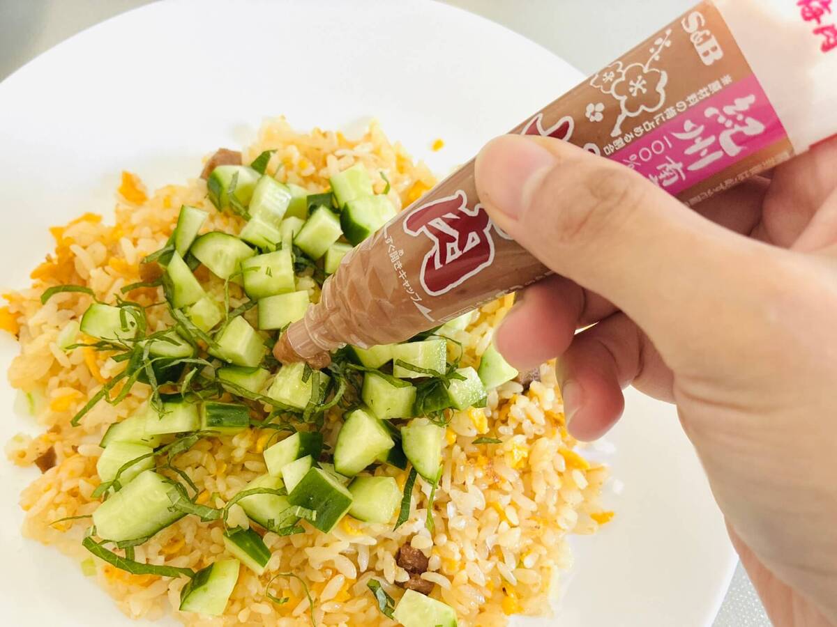 きゅうりと梅のさっぱり炒飯