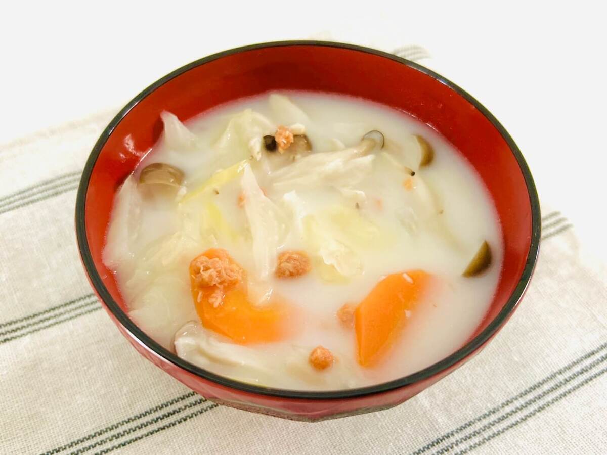 いつもの味噌汁にちょい足し