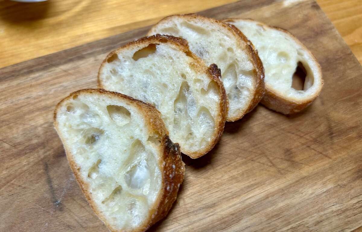 日本ハム公式「シャウとパンとたまごのパヴィーア風スープ」のレシピ