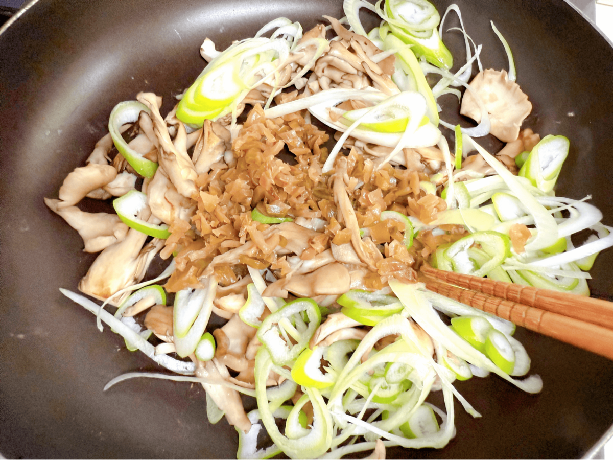 笠原将弘さん「サバのマイタケあんかけ」