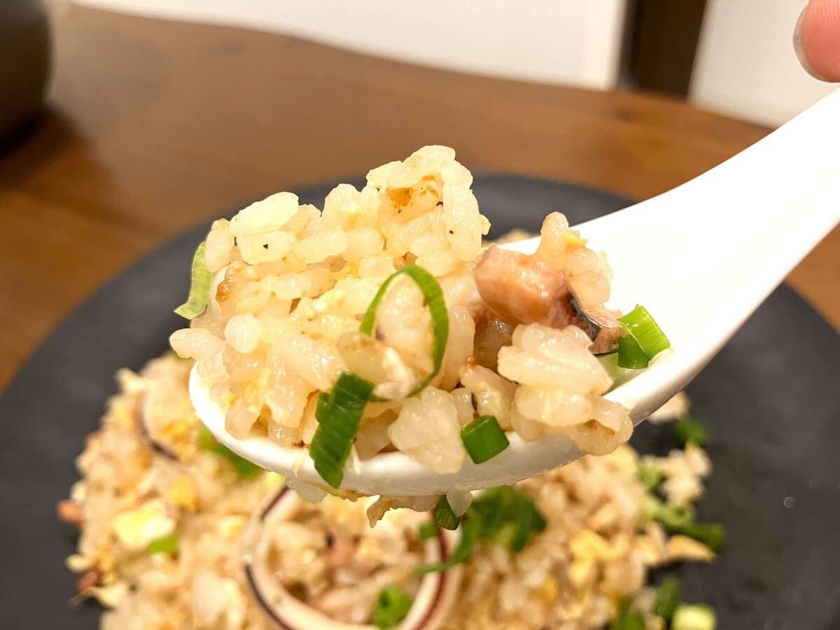 リュウジさん「いかの塩辛焼き飯」のレシピ