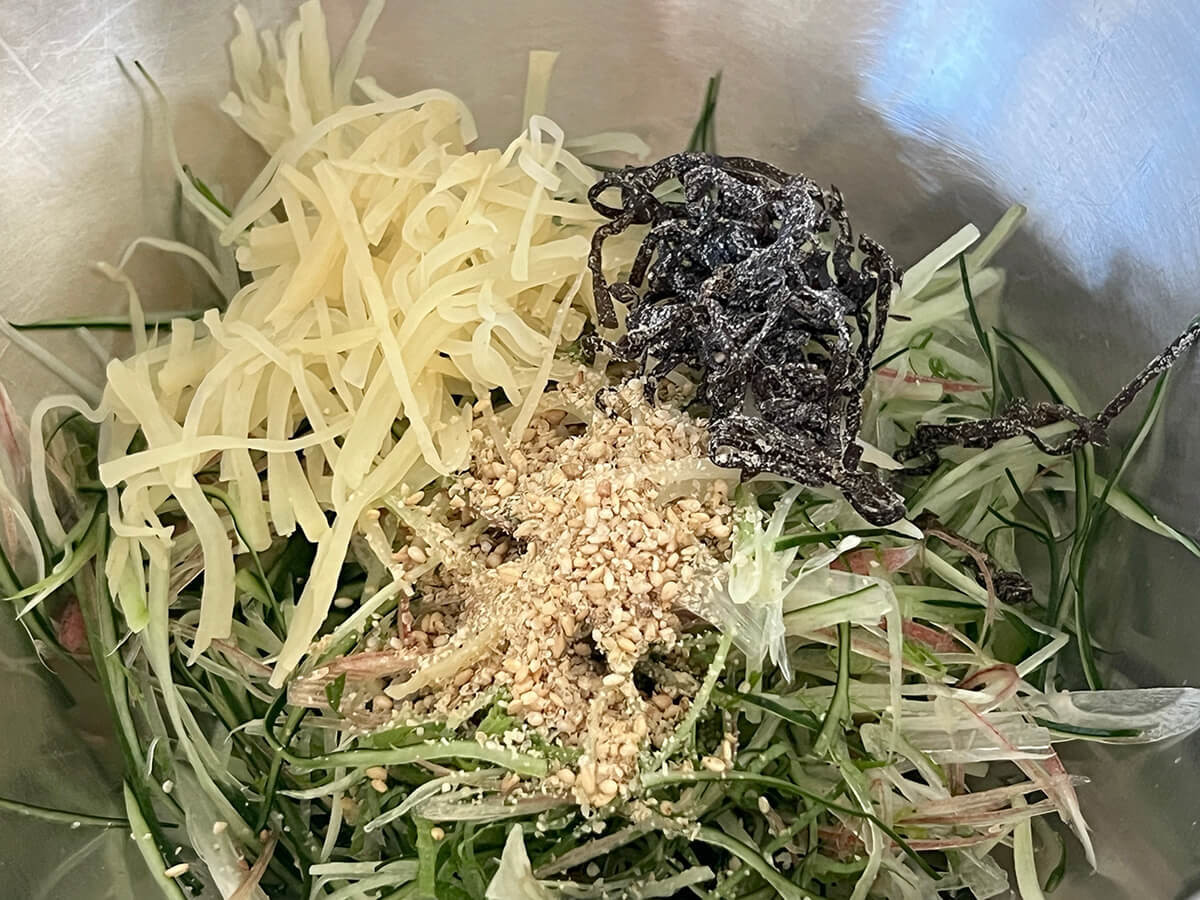 無限きゅうりサラダ