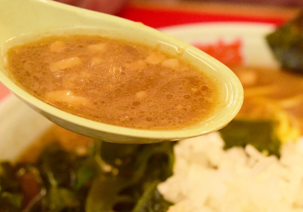 混雑しすぎているラーメン山岡家