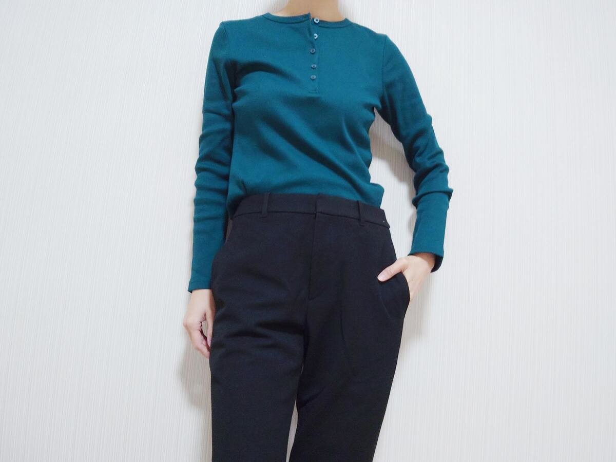 「リブヘンリーネックT」