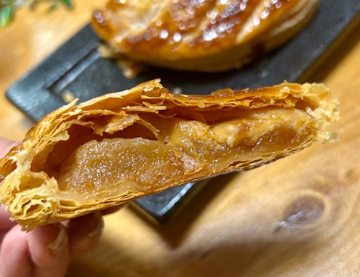 3位「YATSUDOKI プレミアムアップルパイ」