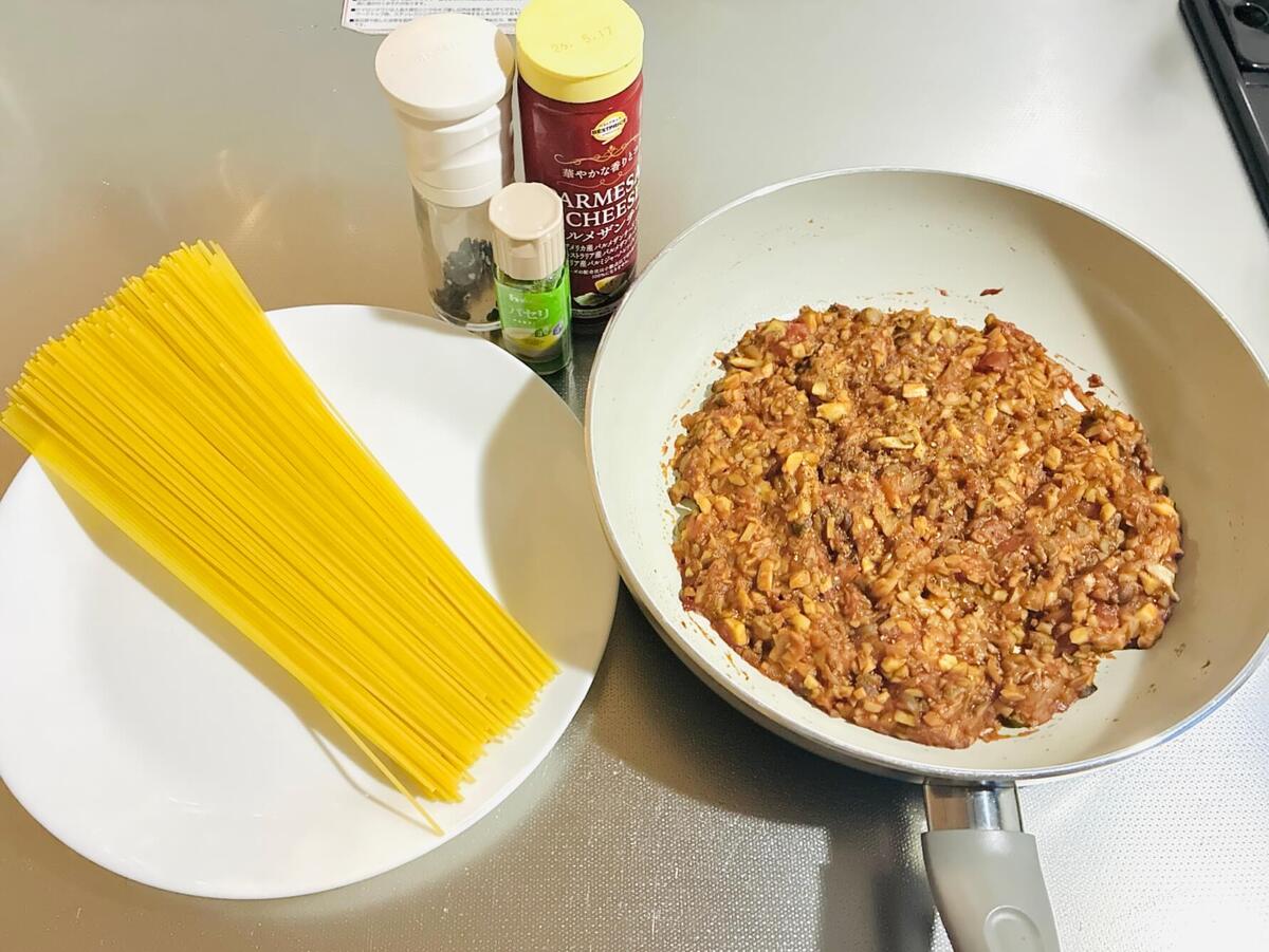 パパイズムさん「きのこで作るミートじゃないソース」