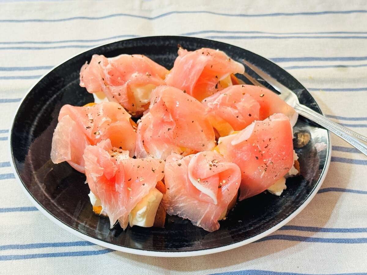 山本ゆりさんの「柿の一番好きな食べかた」