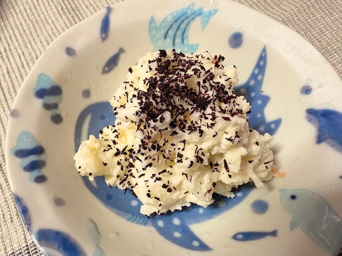 ドラマ『晩酌の流儀』「しそふりかけのポテトサラダ」