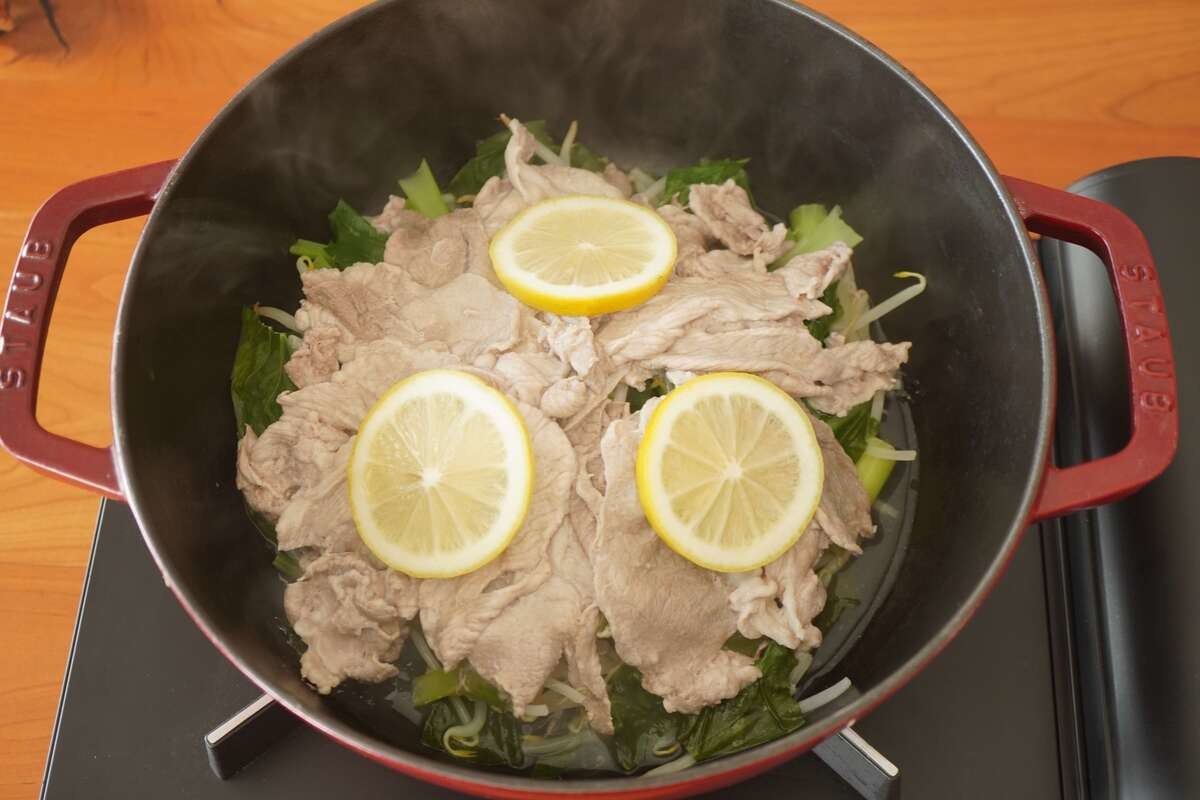 木村文乃さん「豚バラの蒸し鍋」