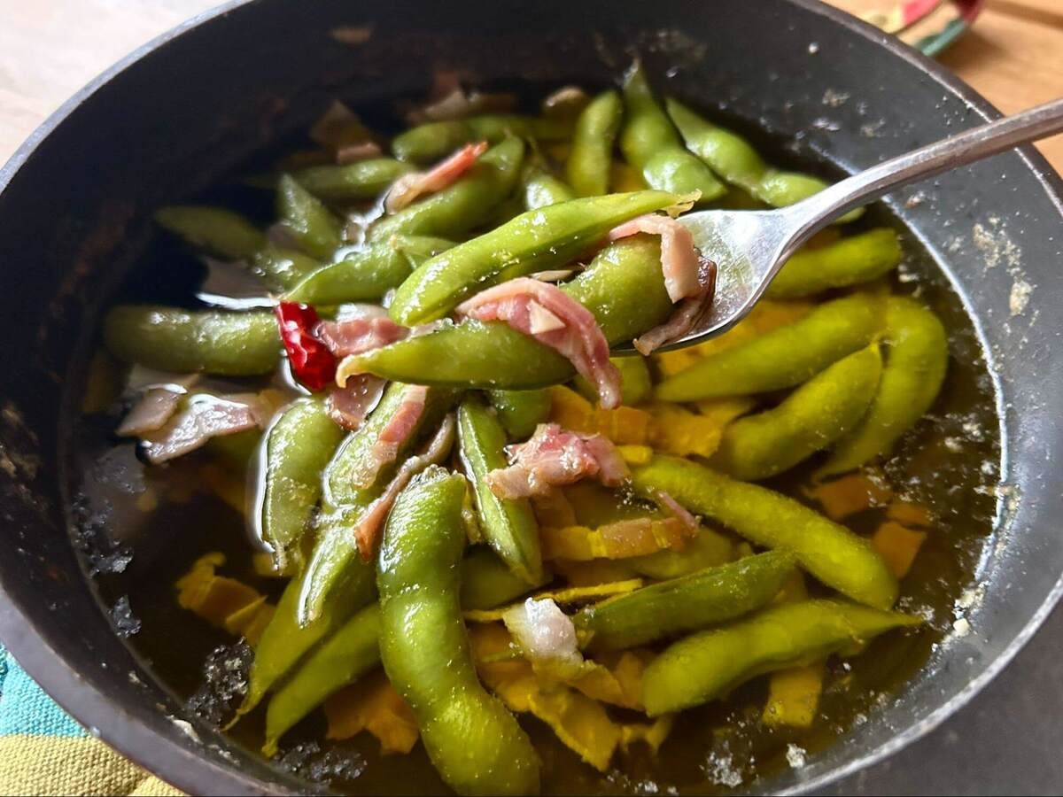 相葉マナブ「枝豆のさやごとアヒージョ」