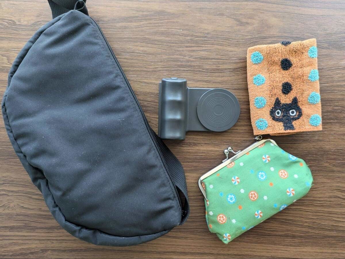 3COINSのマグネットワンハンドシャッター