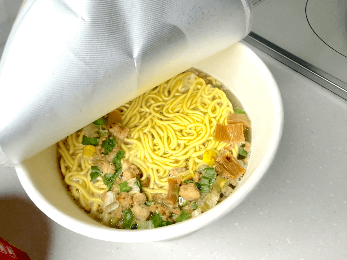 カップラーメンお湯の量アレンジは避けて