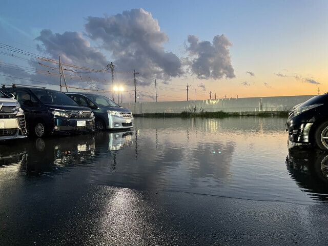 大雨・台風時に「絶対にやってはいけないこと」3つ