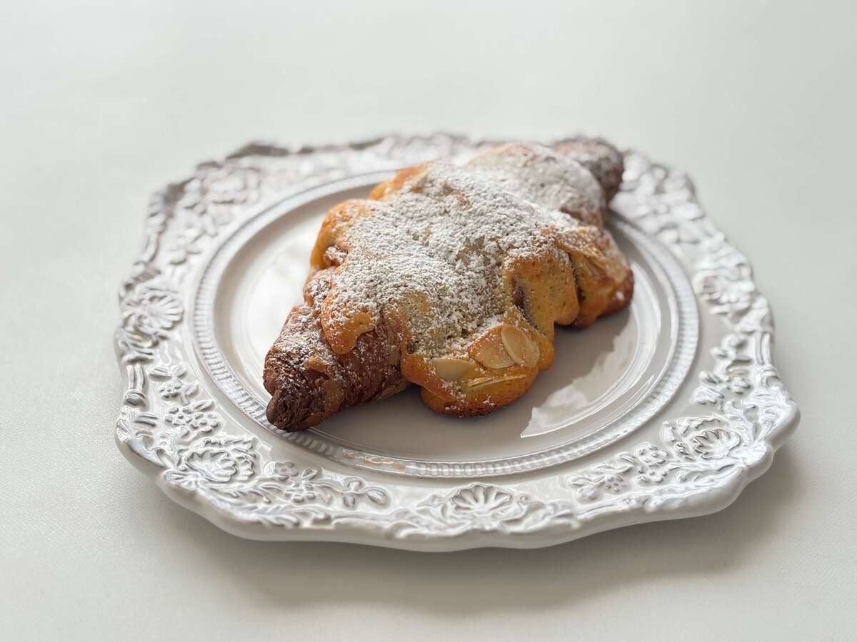 ダッチーズ ~オランダ産チーズのパイ~