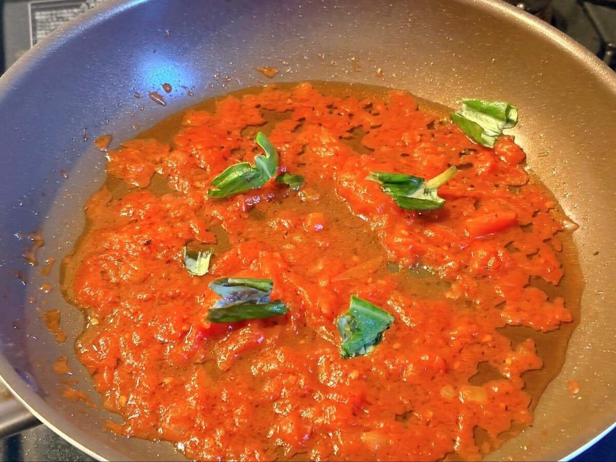 おうちでsio「基本のトマトソースパスタ」