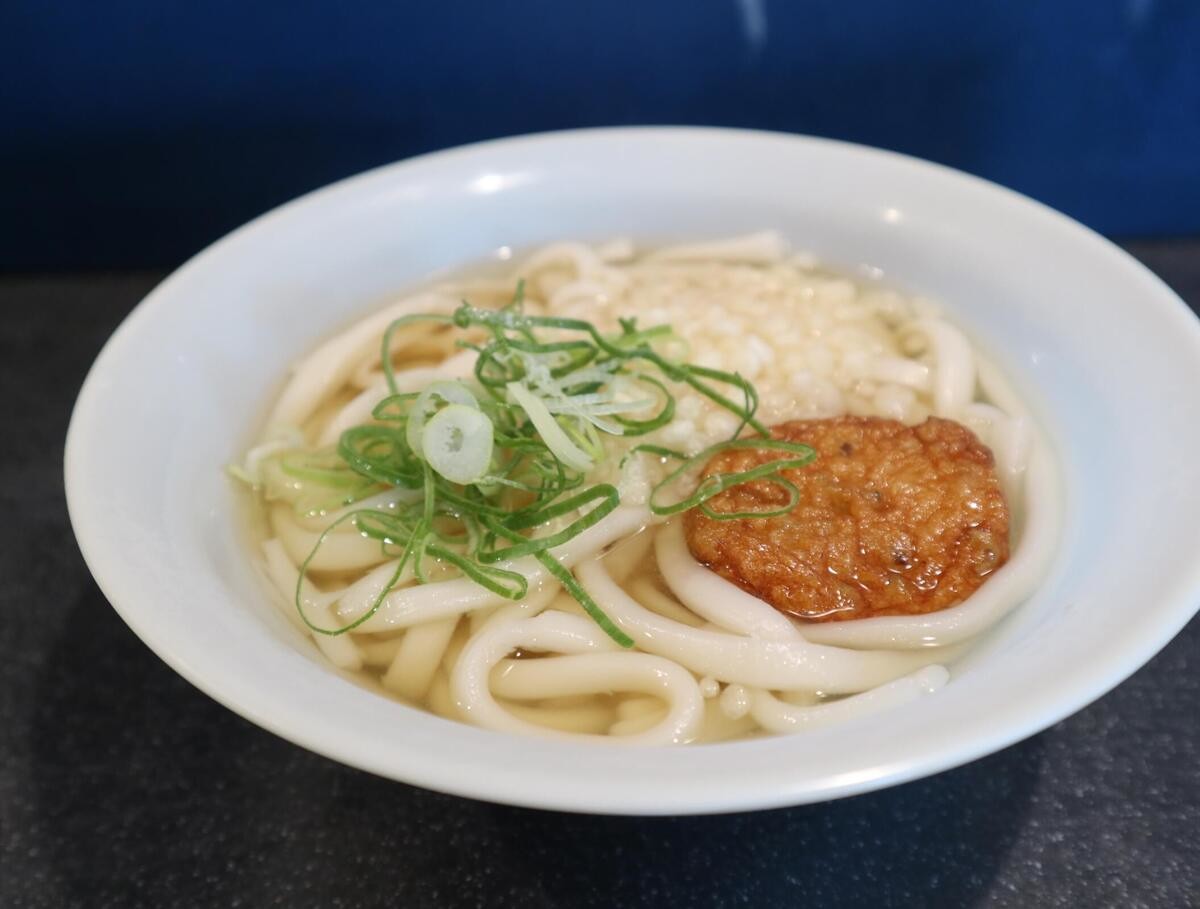 鹿児島の名物船内うどん「やぶ金」