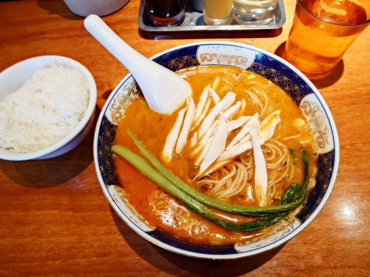 『支那麺 はしご』