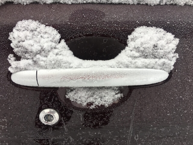 「冬の車トラブル」を招くNG行動5選