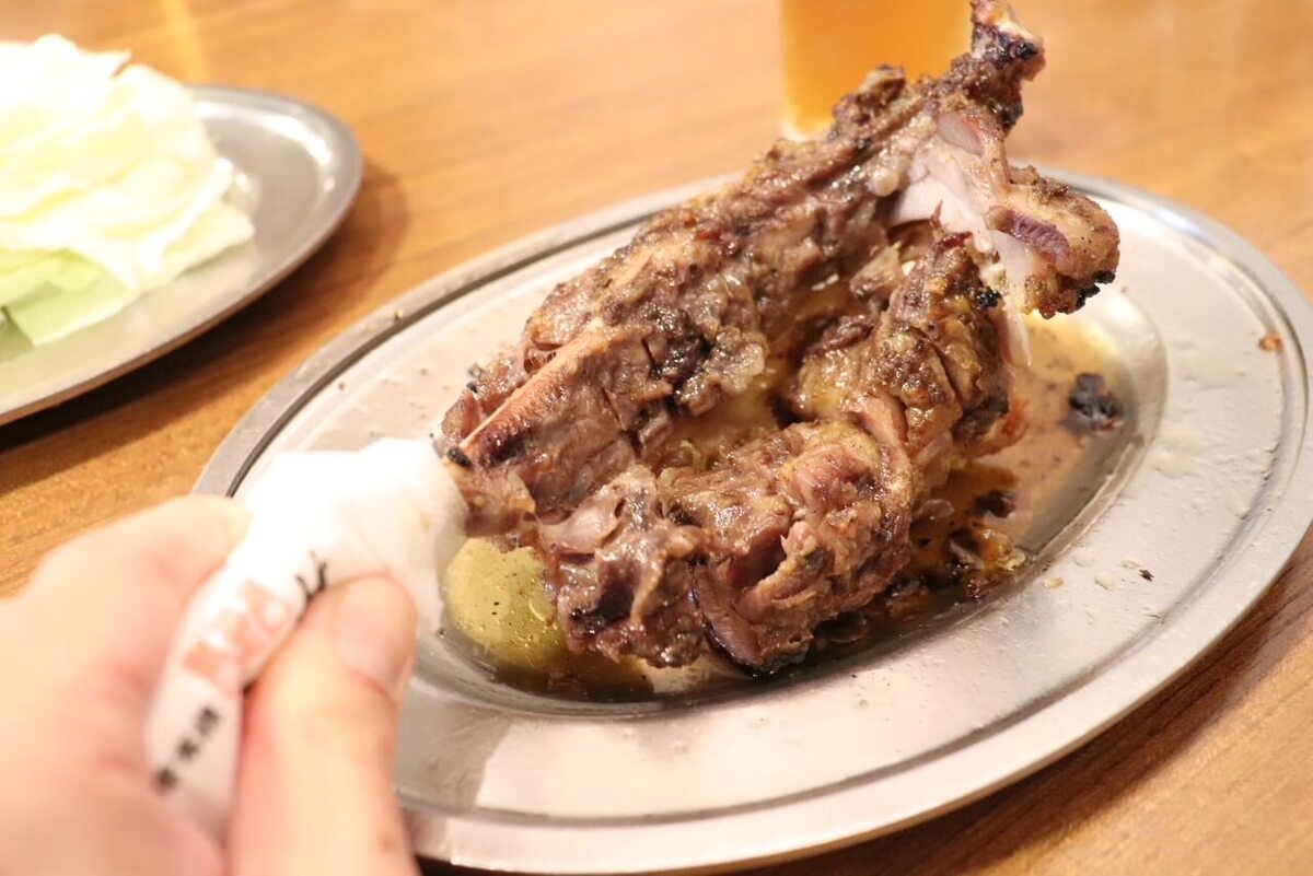 骨付鳥と言ったらココ!名店「骨付鳥 一鶴 -IKKAKU-」