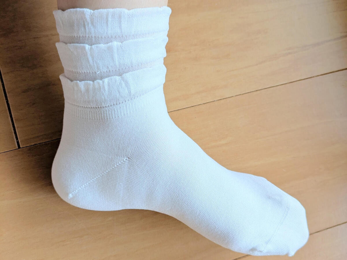 やわらかな履き口がうれしい！フリル靴下