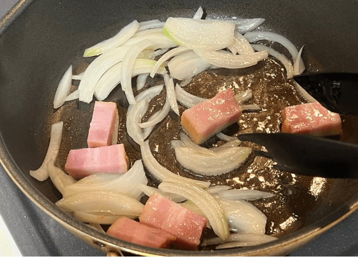 夏見奈央子さん「濃厚和風ねばボナーラ」