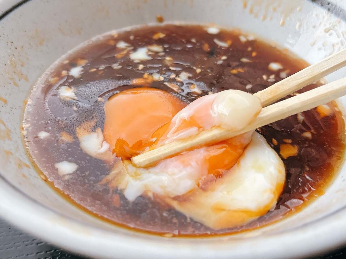丸亀製麺「旨辛豚つけ汁うどん」