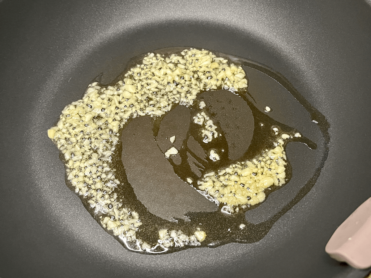 ポテトのタカタクさん「揚げないチーズコロッケ」