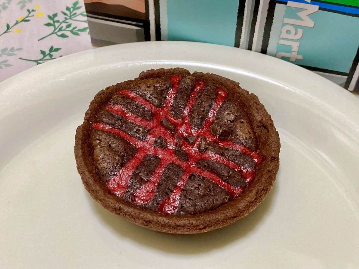 【ファミマがチョコだらけ2025】全11種から9種を食べ比べ！